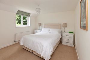 Bedroom - click for photo gallery